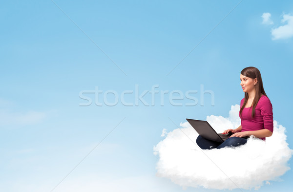 ноутбука сидят облаке копия пространства довольно Сток-фото © ra2studio