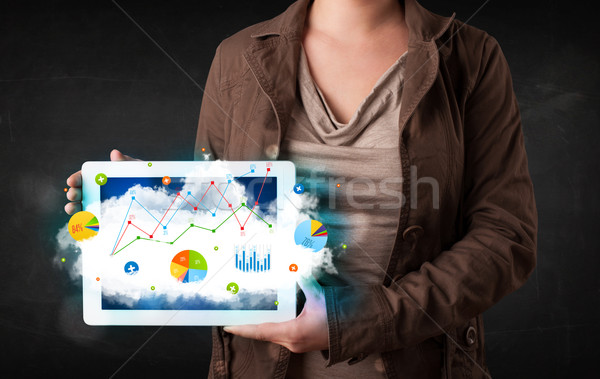 Stockfoto: Persoon · touchpad · wolk · technologie · charts