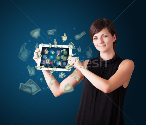 Stockfoto: Jonge · vrouw · tablet · geld · mooie · business