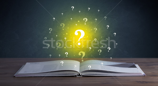 Fragezeichen Buch gelb schweben offenes Buch Frage Stock foto © ra2studio