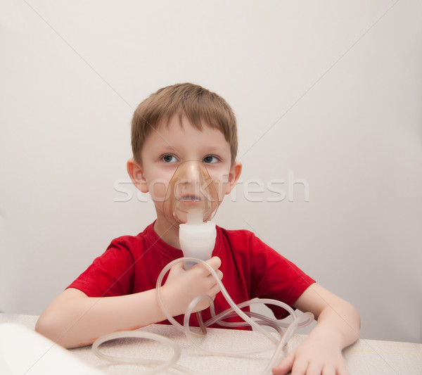 哮喘 治療 可愛的 小 孩子 商業照片 © raduga21