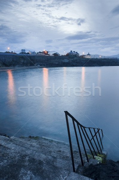 шаги воды ирландский морем дома здании Сток-фото © rafalstachura