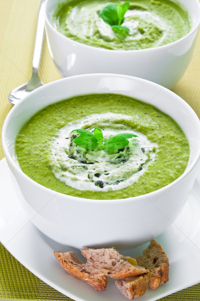 Zöldségleves friss zöldség leves krém menta tavasz Stock fotó © rafalstachura