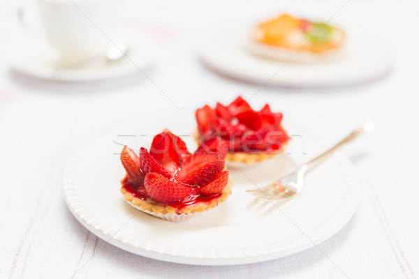 Fraîches tarte tarte blanche plaque [[stock_photo]] © rafalstachura