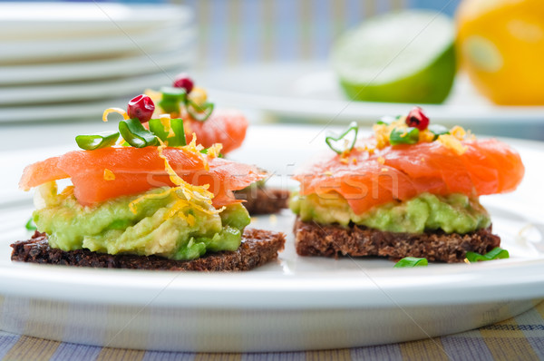 Saumon sandwich brun pain avocat [[stock_photo]] © rafalstachura