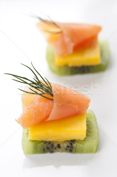 ストックフォト: 鮭 · 前菜 · マンゴー · キウイ · 魚
