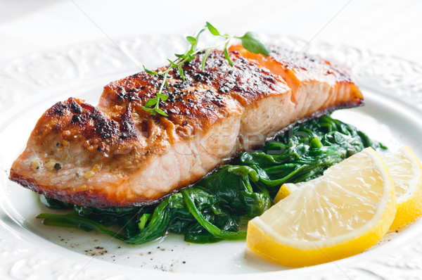 Zdjęcia stock: łososia · szpinak · grillowany · cytryny · żywności · obiedzie