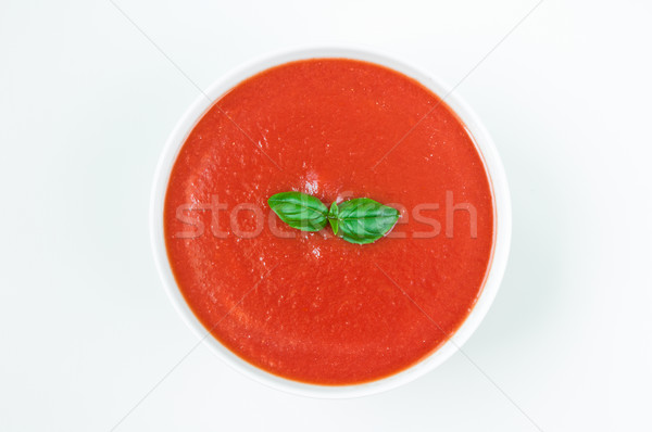 Zupa pomidorowa świeże bazylia puchar żywności liści Zdjęcia stock © rafalstachura