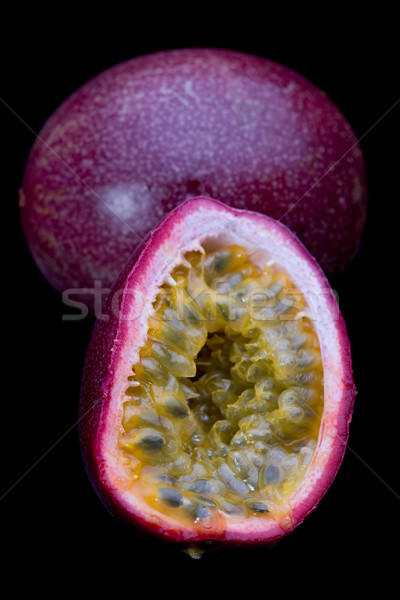 Foto stock: Paixão · fruto · inteiro · preto · tropical