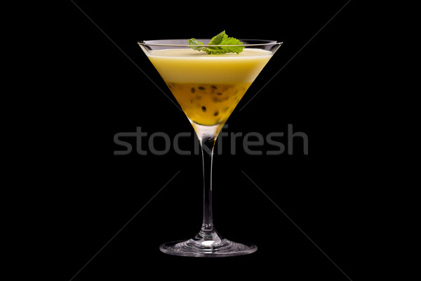 Foto stock: Pasión · frutas · pudín · vidrio · limón · vaso · de · martini