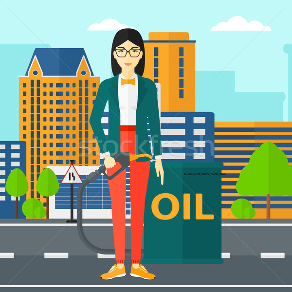 女子 油 可以 填充 噴嘴 亞洲的 商業照片 © RAStudio