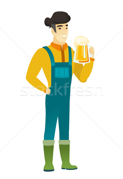 Agricultor potable cerveza alegre Asia Foto stock © RAStudio