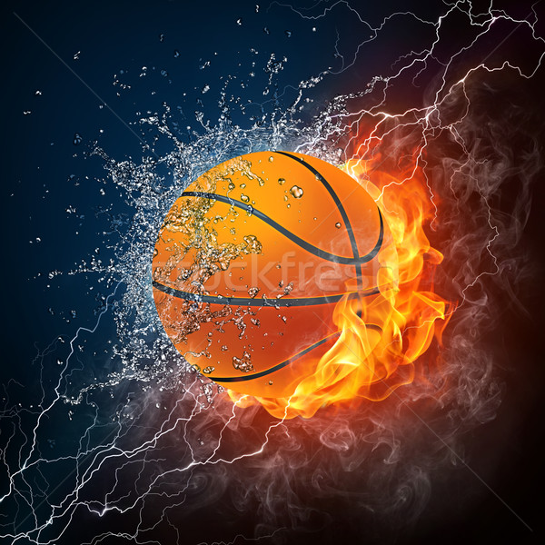 Jogo De Basquetebol - Fotografias de stock e mais imagens de Basquetebol -  Basquetebol, Bola de Basquetebol, Jogo de Lazer - iStock