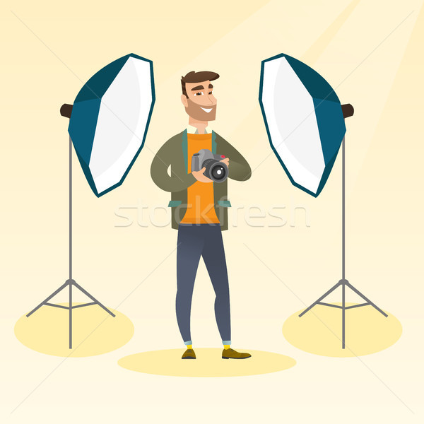 [[stock_photo]]: Photographe · caméra · photo · studio · barbe