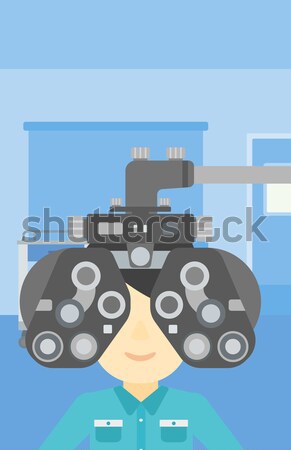 Pacient ochi om optometrist medical Imagine de stoc © RAStudio