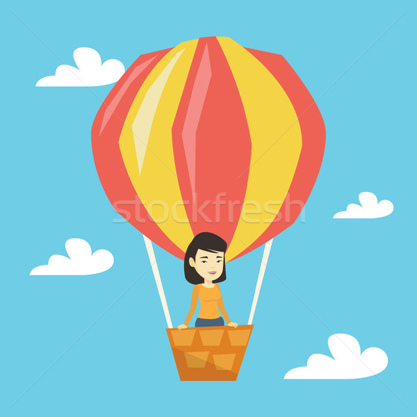 Foto stock: Asia · mujer · vuelo · globo · de · aire · caliente · pie · cesta