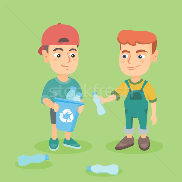 ストックフォト: 男の子 · プラスチック · ボトル · リサイクル · 白人