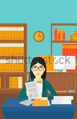 Foto stock: Mujer · estudiar · portátil · sesión · mesa · de · trabajo