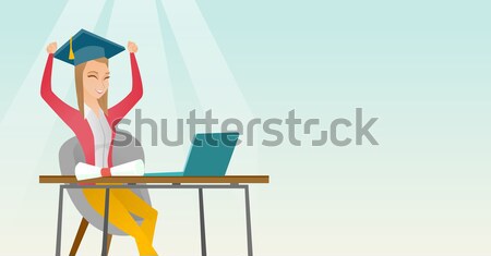 [[stock_photo]]: étudiant · utilisant · un · ordinateur · portable · éducation · Homme · diplômé