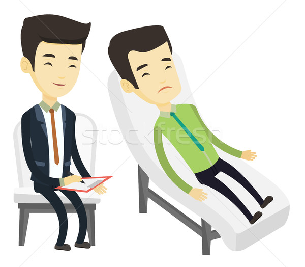Psycholoog patiënt asian sofa praten problemen Stockfoto © RAStudio