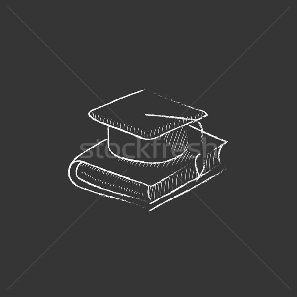 [[stock_photo]]: Graduation · cap · livre · craie