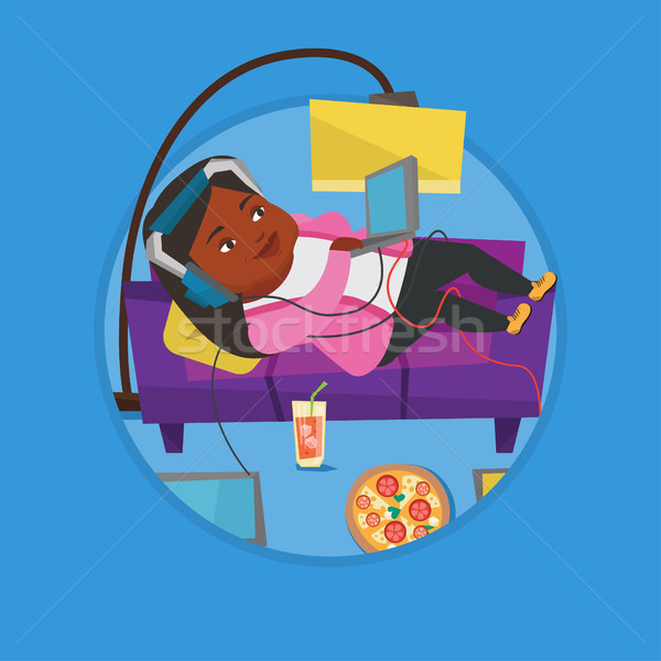 Frau Sofa viele Gadgets Fett entspannenden Stock foto © RAStudio