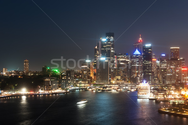Körkörös rakpart éjszakai jelenet Sydney Új-Dél-Wales Ausztrália Stock fotó © raywoo