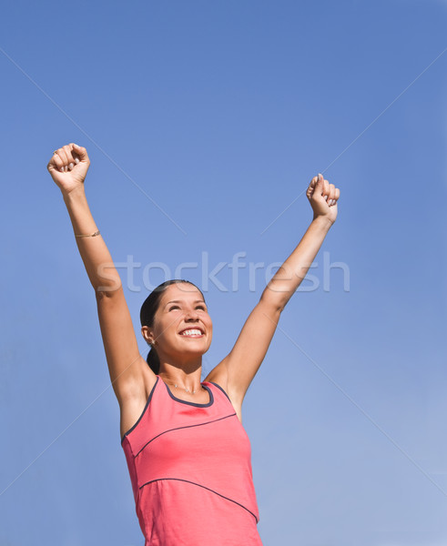 Zwycięzca szczęśliwy młoda kobieta radości zwycięski Zdjęcia stock © RazvanPhotography