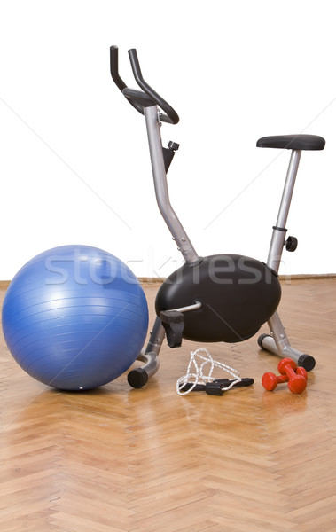 Imagine de stoc: Sală · de · gimnastică · unelte · sport · podea · perete · bicicletă