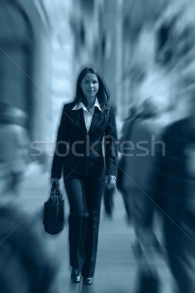女實業家 趕快 步行 擠 圖像 商業照片 © RazvanPhotography