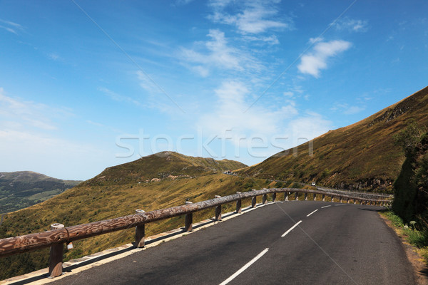 Strada immagine montagna centrale regione Francia Foto d'archivio © RazvanPhotography