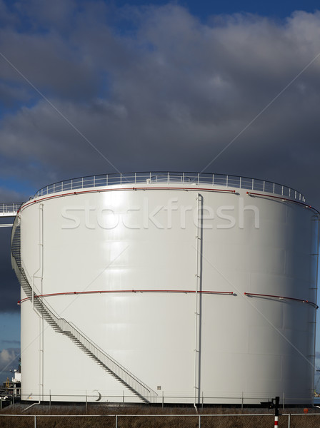 Yağ tank mavi gökyüzü yeşil mavi fabrika Stok fotoğraf © rbouwman