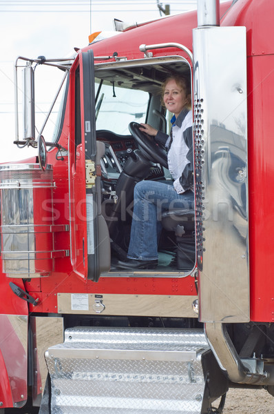 Não descrição mulher caminhão motorista bastante Foto stock © rcarner