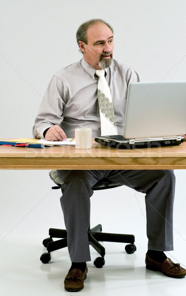 Deaktiviert Geschäftsmann tragen liefern Sauerstoff Mann Stock foto © rcarner