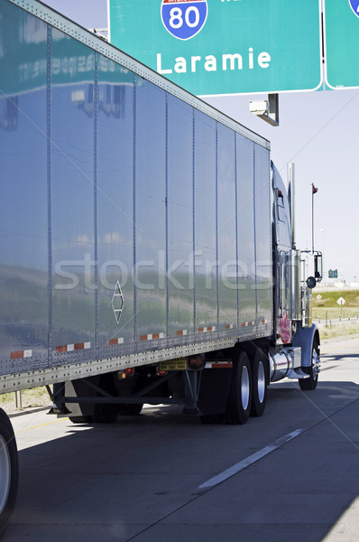 Zdjęcia stock: Jazdy · cień · zacieniony · strona · duży · ciężarówka