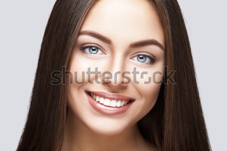 Sonrisa de mujer atención dental retrato atractivo caucásico Foto stock © restyler