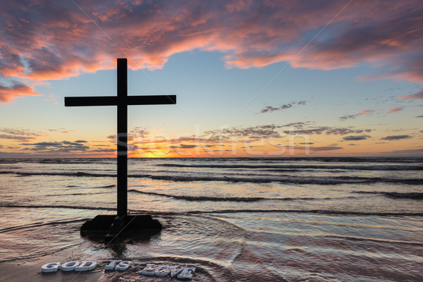 Gott Liebe schwarz Kreuz Strand Wellen Stock foto © rghenry