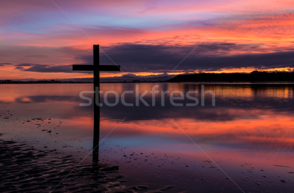 świcie czarny krzyż rzeki Świt niebo Zdjęcia stock © rghenry