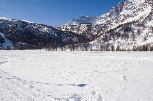 Ensolarado inverno montanha paisagem alpes Itália Foto stock © rmarinello