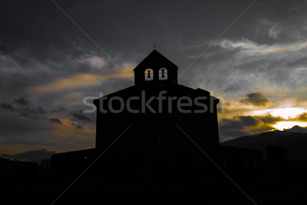 Cień kościoła na północ Hiszpania pochodzenie niebo Zdjęcia stock © rmbarricarte