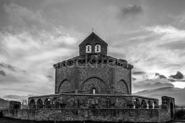 Zwart wit kerk noorden Spanje oorsprong hemel Stockfoto © rmbarricarte