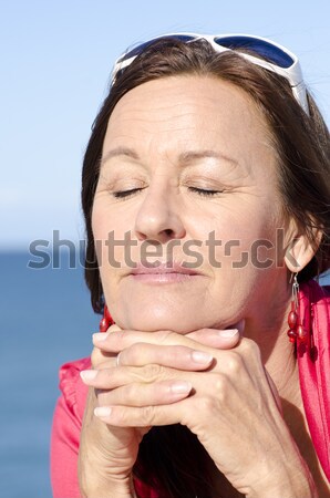 Bezorgd rijpe vrouw outdoor portret naar rimpels Stockfoto © roboriginal