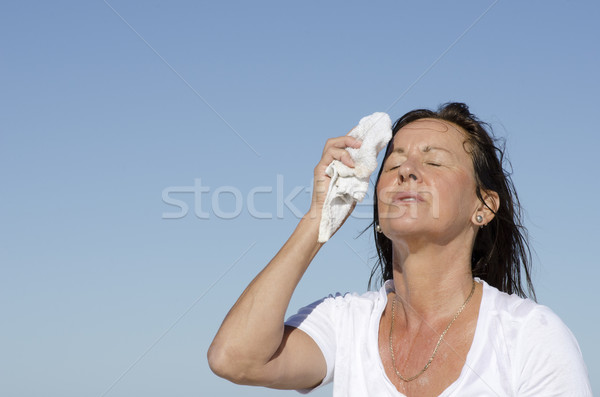 Starsza kobieta klimakterium stres pocenie się portret Zdjęcia stock © roboriginal