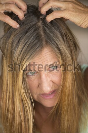 Winter portret rijpe vrouw aantrekkelijk naar senior Stockfoto © roboriginal