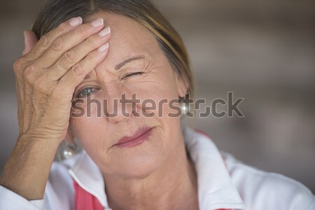 женщину головная боль страдание портрет привлекательный Сток-фото © roboriginal