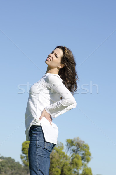 Belle jeune femme Pack douleur séduisant regarder [[stock_photo]] © roboriginal