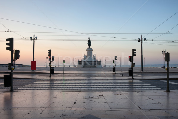 Straße Commerce Platz Lissabon Morgengrauen Stadt Stock foto © rognar