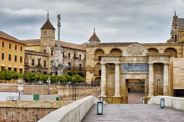 旧市街 スペイン 歴史的な建物 市 像 モスク ストックフォト © rognar