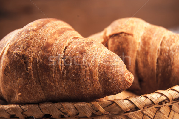 Cornetti basket tavolo in legno coperto grezzo tessuto Foto d'archivio © Romas_ph