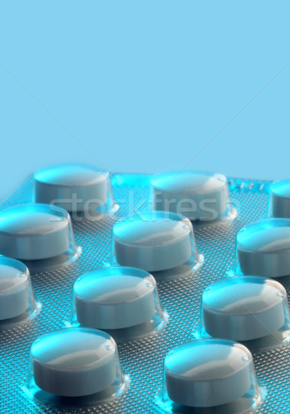 Dentro azul iluminación pastillas drogas Foto stock © ronfromyork